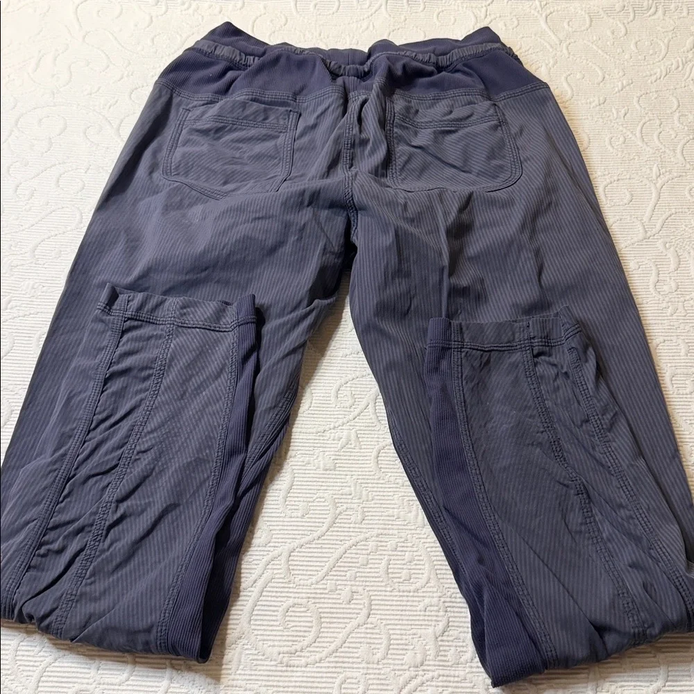 lululemon athletica Navy Blue Track Joggers Vintage 6. FLAW Dance pant
